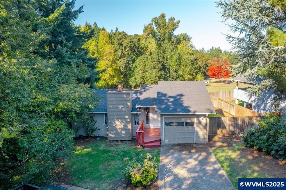 For Sale $385,000 • Co-Listing Agent