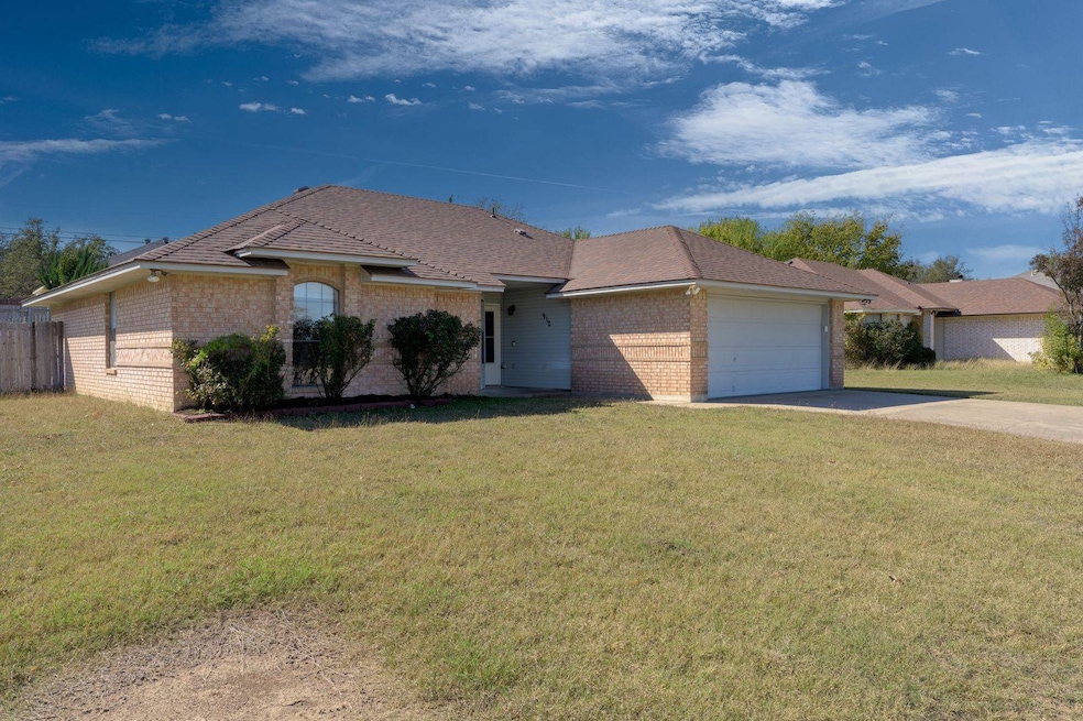 910 Frontier Trail, Harker Heights, TX 76548 - photo 1