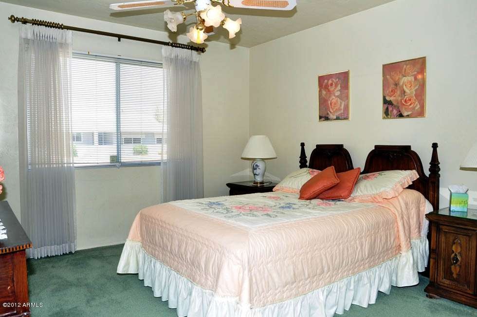 10127 W Ironwood Dr unit 6D, Sun City, AZ 85351 - photo 1