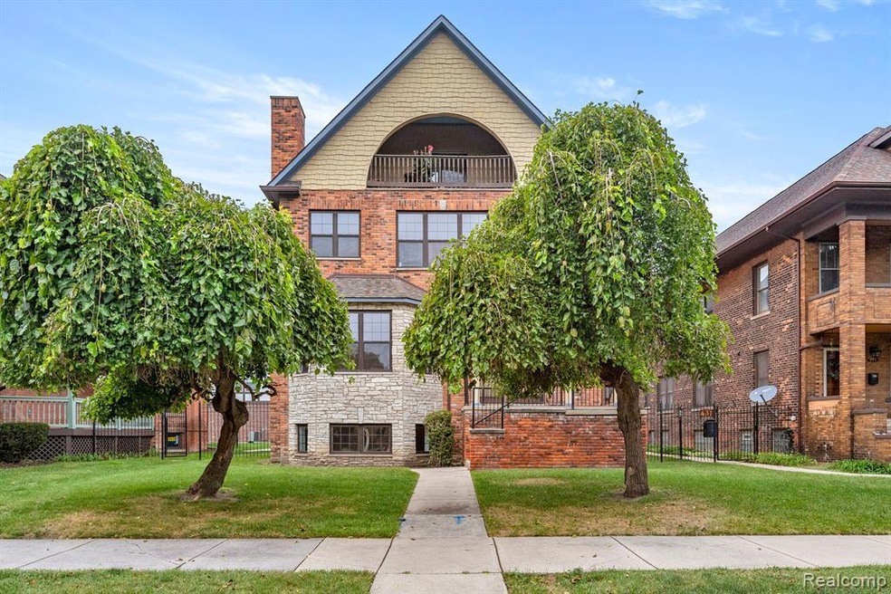 429 E Ferry St unit 8, Detroit, MI 48202 - photo 1