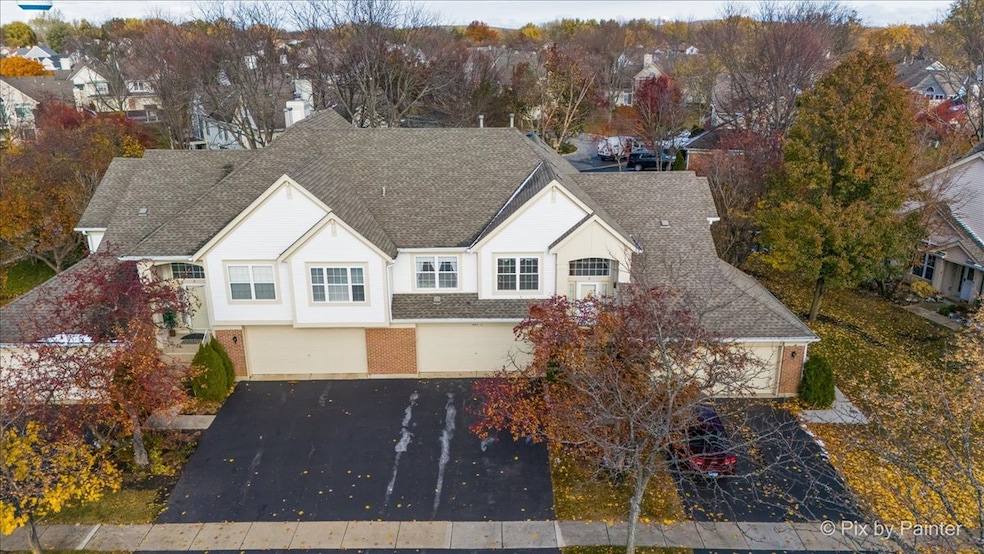 445 Cromwell Cir unit 3, Bartlett, IL 60103 - photo 1