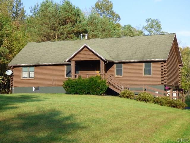 Handsome Log house custom built for current owners