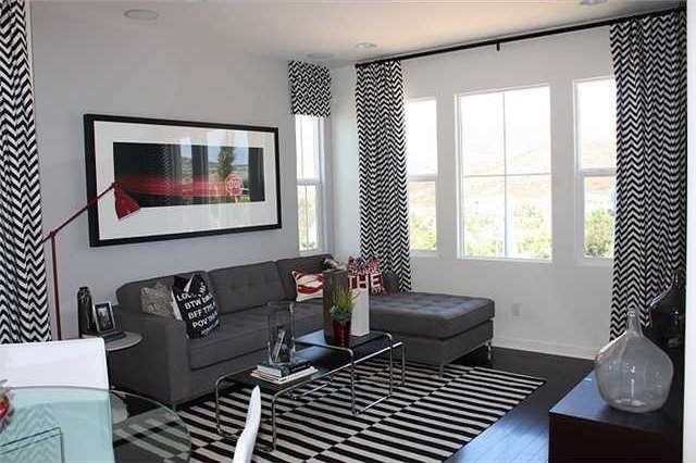 MODEL HOME PHOTO