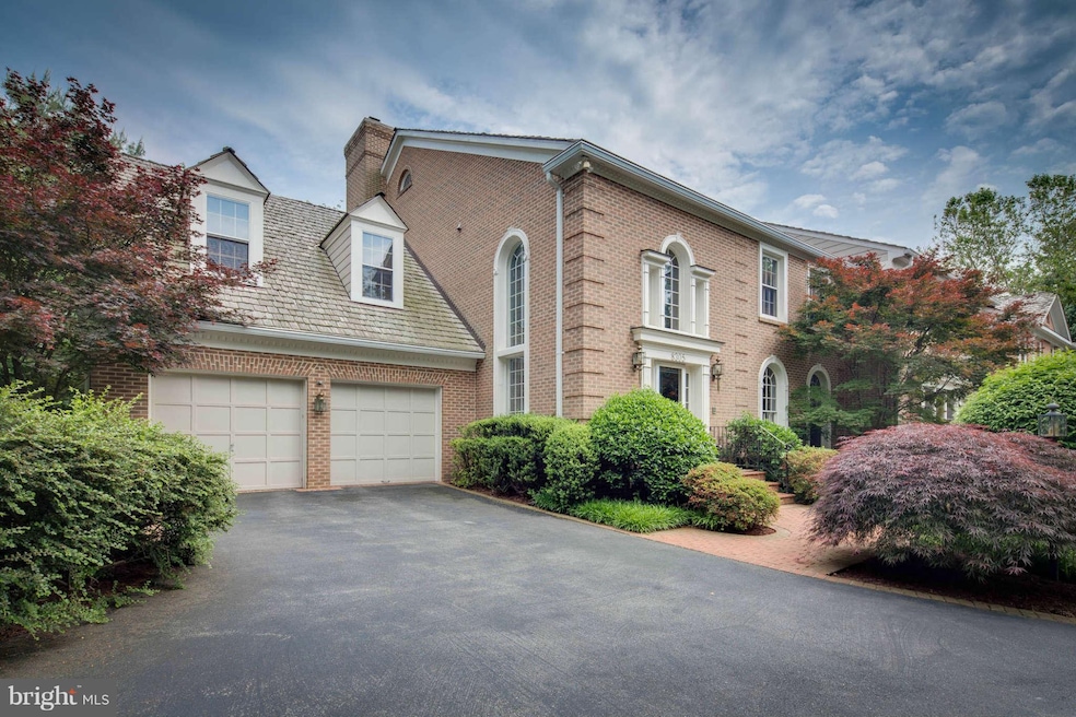 8305 Turnberry Ct, Potomac, MD 20854 - photo 1