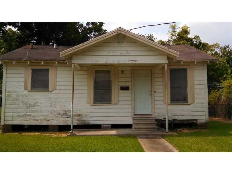 Exterior Front.