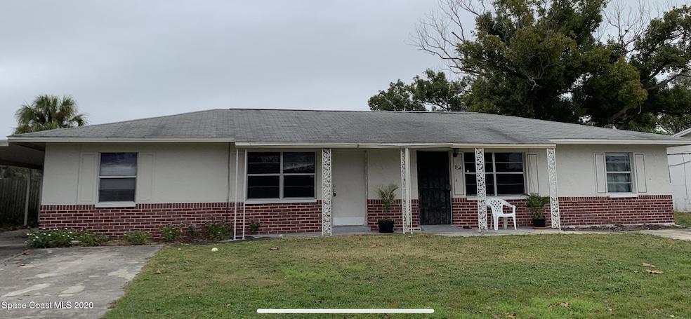 764 - 766 Lunar Lake Cir Front