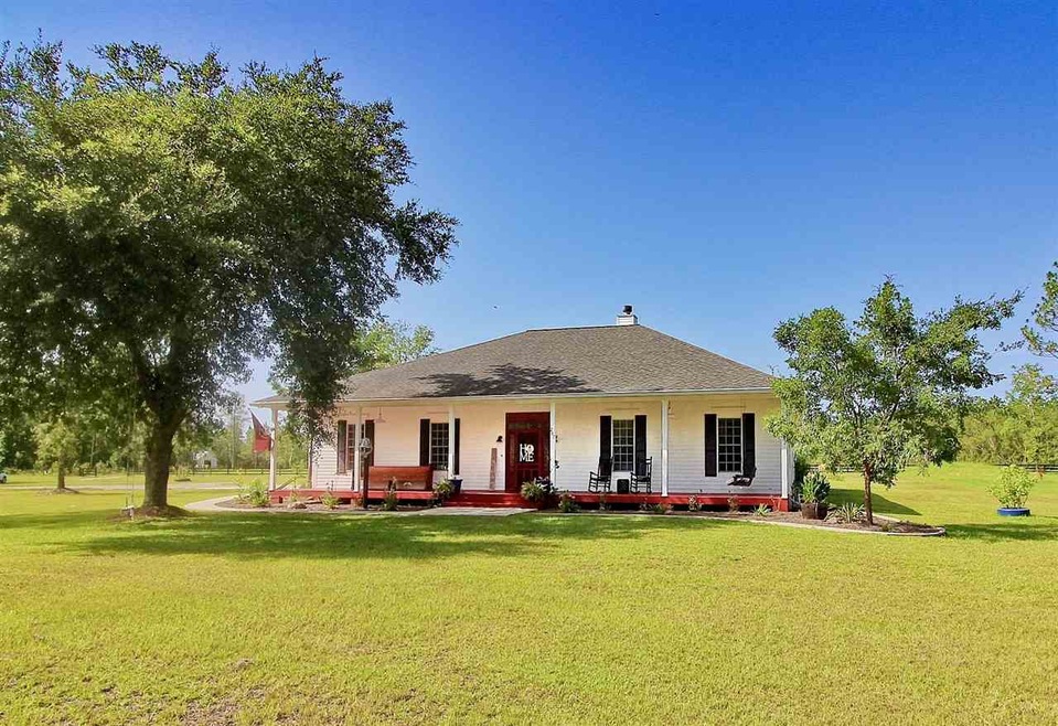 287 Woodrich Rd, Crawfordville, FL 32327 - photo 1
