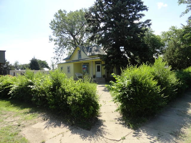 Corner lot