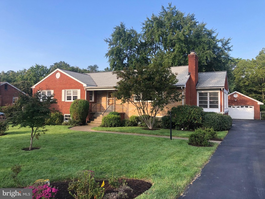 3222 Magnolia Ave, Falls Church, VA 22041 - photo 1