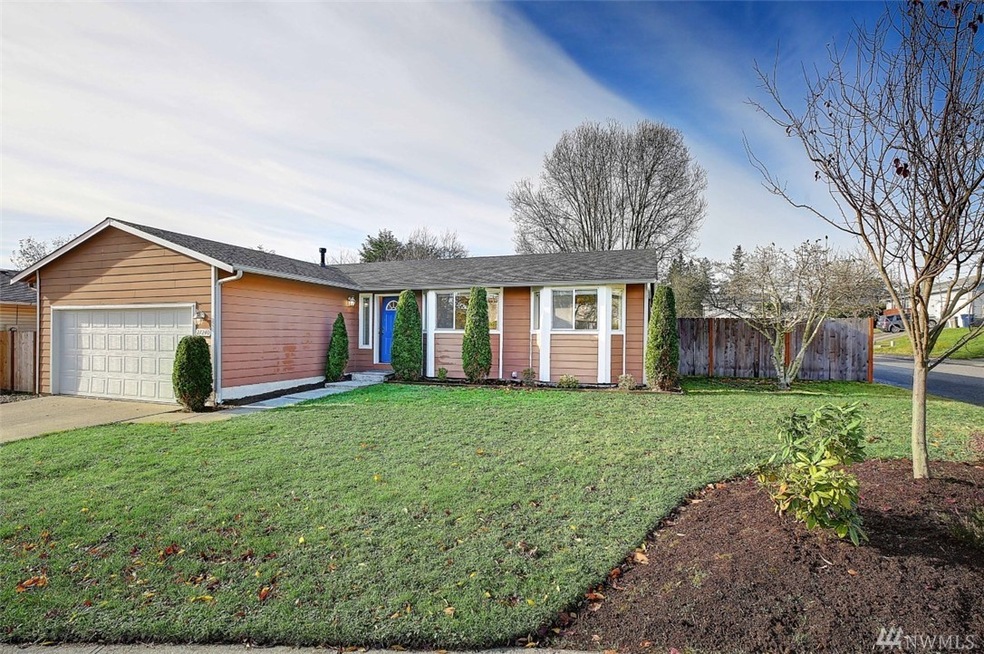 27240 Manor Place NW, Stanwood, WA 98292 - photo 1