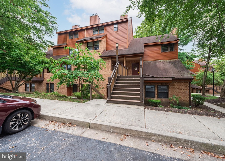 7523 Weather Worn Way unit A, Columbia, MD 21046 - photo 1