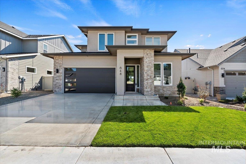 Sold • Co-Listing Agent