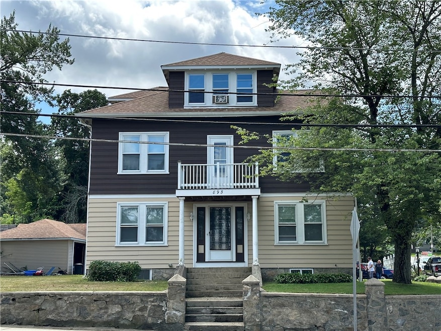 893 Diamond Hill Rd, Woonsocket, RI 02895 - photo 1