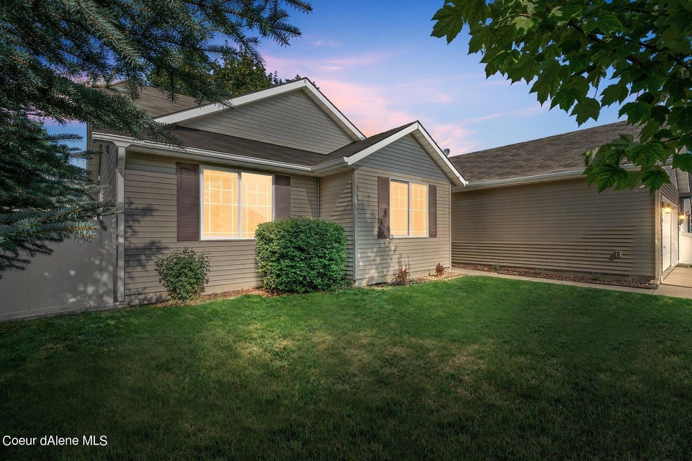 1045 N Tubsgate