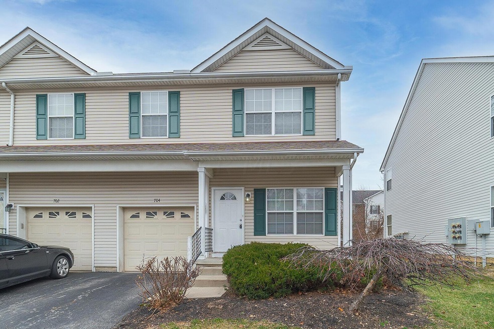 704 Wilke Pl-1