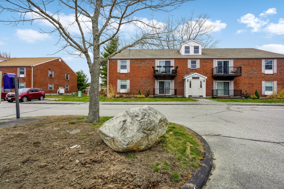 6 Academy Place unit 9, Saco, ME 04072 - photo 1