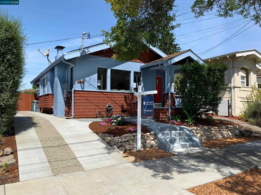 2420 Sacramento St, Berkeley, CA 94702 - photo 1