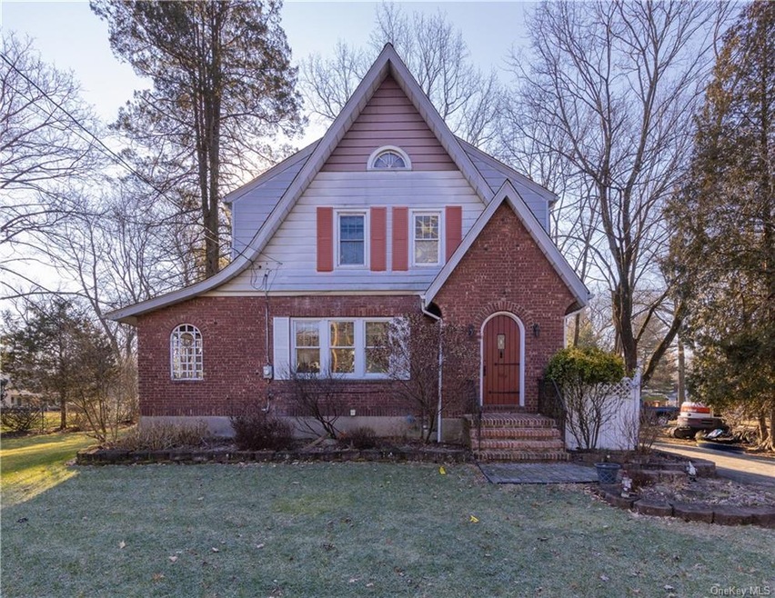 238 W Crooked Hill Rd, Pearl River, NY 10965 - photo 1