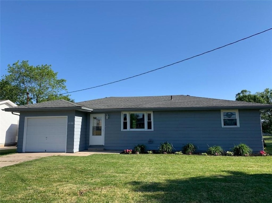 1520 E 26th St, Muncie, IN 47302 - photo 1