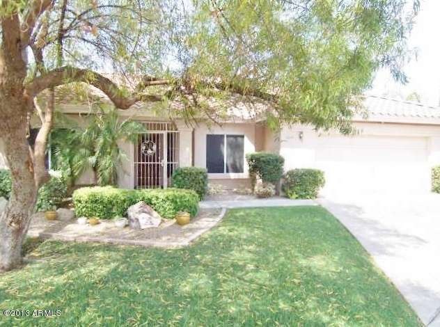 00 - Shady front yard on inside corner l