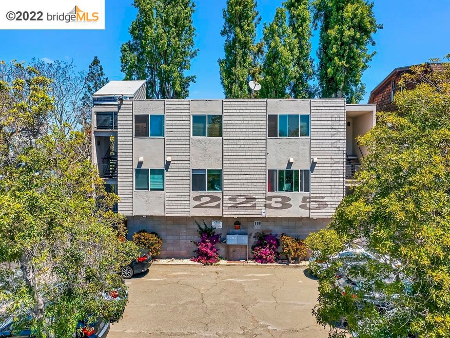 2235 Ashby Ave, Berkeley, CA 94705 - photo 1