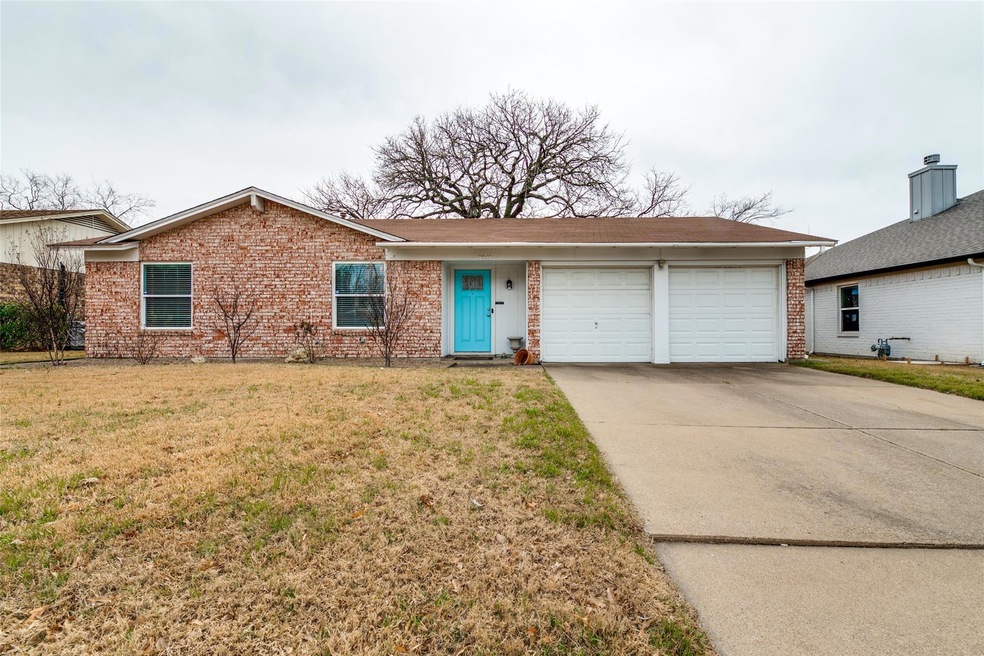 1041 Barber St, Hurst, TX 76053 - photo 1
