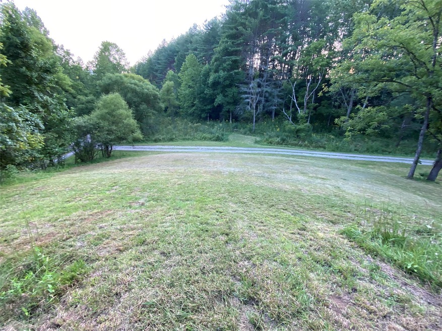 22 Skyline Dr, Burnsville, NC 28714 - photo 1