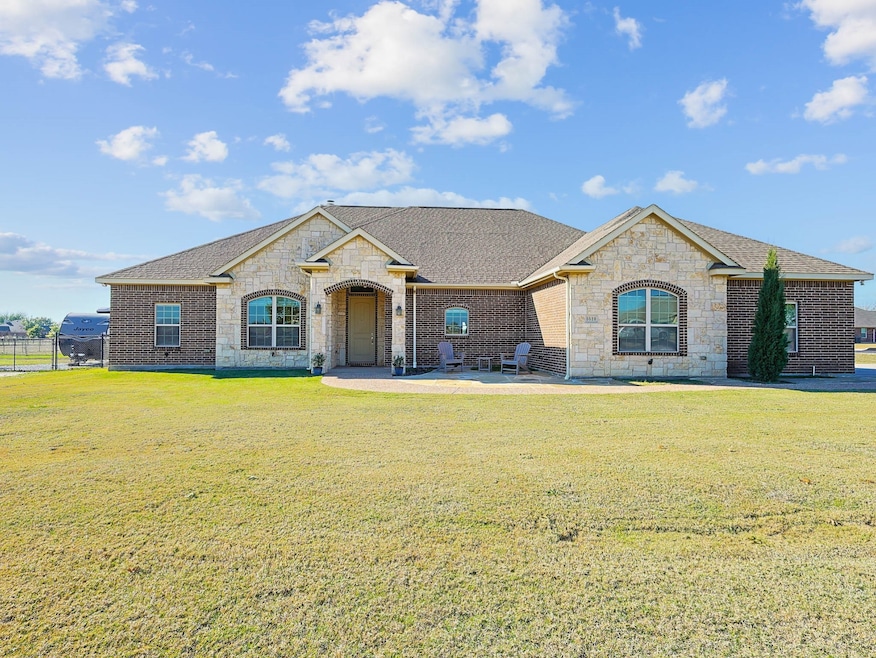 5520 Littlefield Dr, Justin, TX 76247 - photo 1