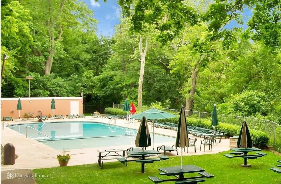 Pending $339,000 • Co-Listing Agent