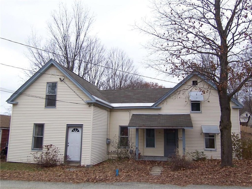 10 Yates St, Mechanic Falls, ME 04256 - photo 1