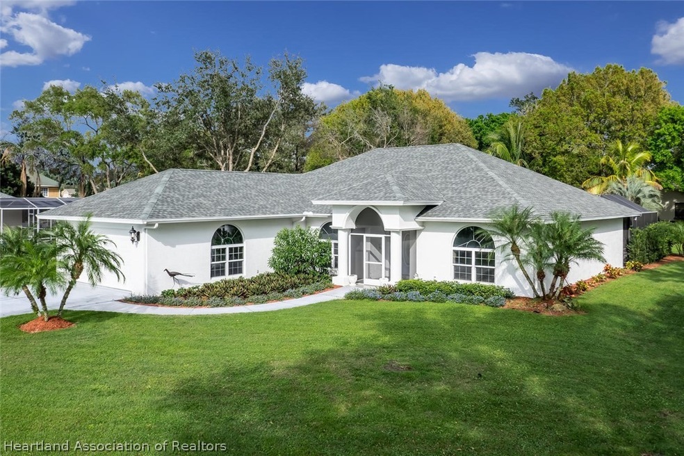 47 Meadowlake Cir S, Lake Placid, FL 33852 - photo 1