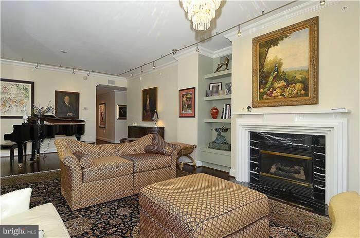 The Ritz-Carlton Residences unit 155, Baltimore, MD 21230 - photo 1