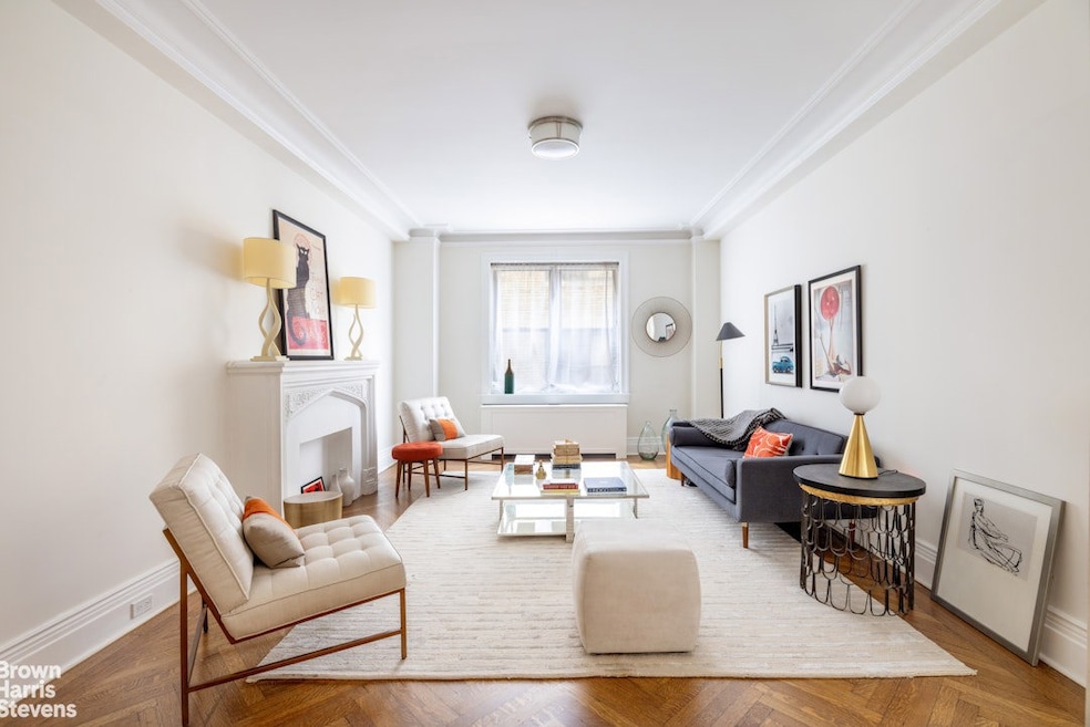 Pending $1,875,000 • Co-Listing Agent