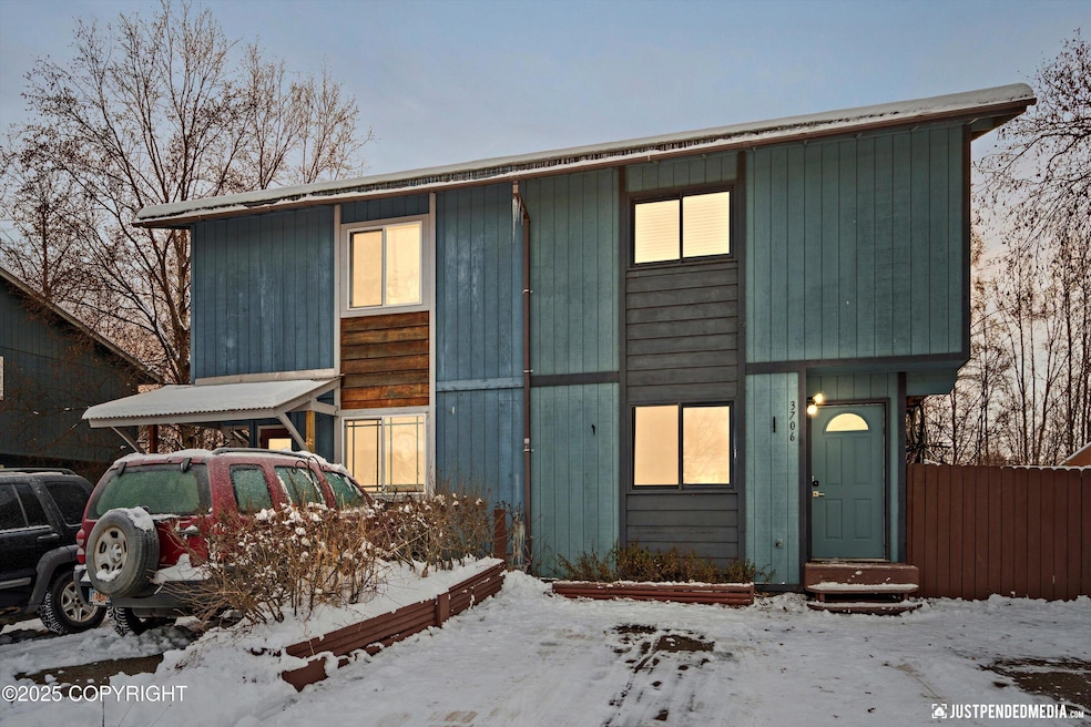 For Sale $300,000 • Co-Listing Agent