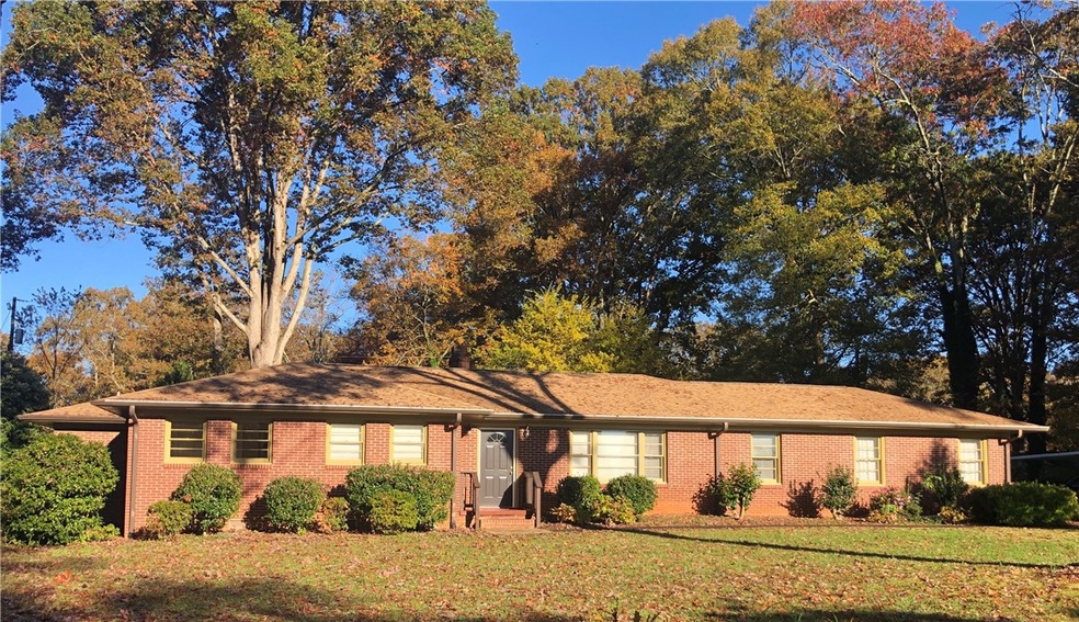 837 Warley Circle