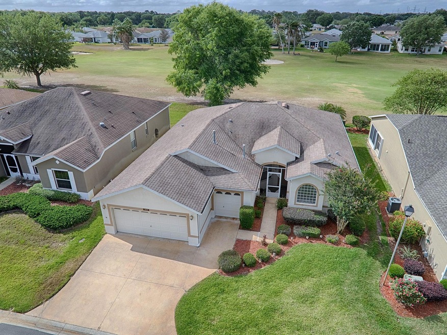 3 BDRM / 2 BTH GOLF FRONT PROPERTY HOME!!!