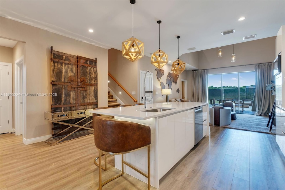 5552 Torino Rd unit 5552, Kissimmee, FL 34746 - photo 1