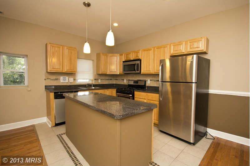 922 N Rosedale St, Baltimore, MD 21216 - photo 1