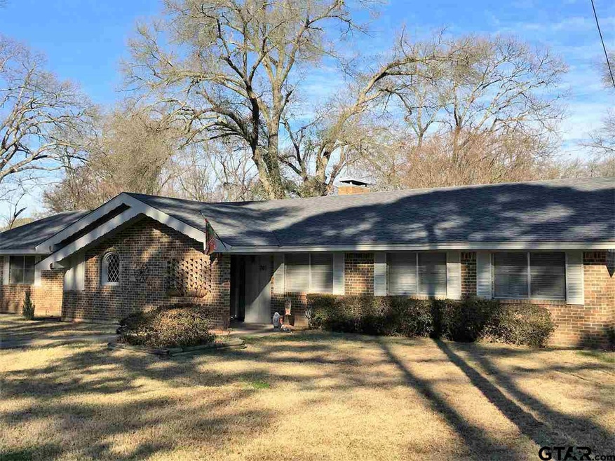 701 701 Barclay, Tyler, TX 75703 - photo 1