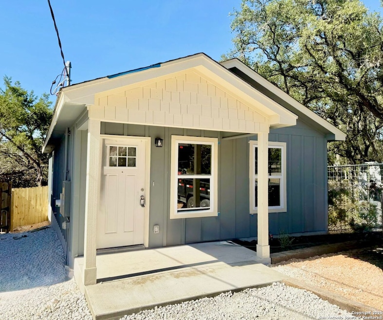 709 Burr Oak Ln, Canyon Lake, TX 78133 - photo 1