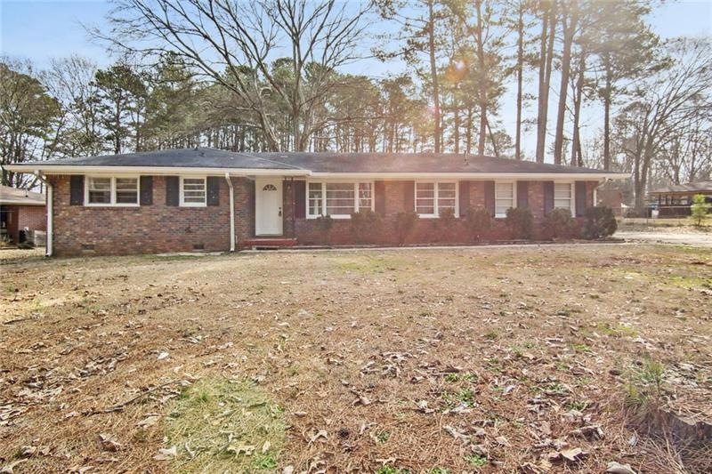 1438 Pine St, Stone Mountain, GA 30087 - photo 1