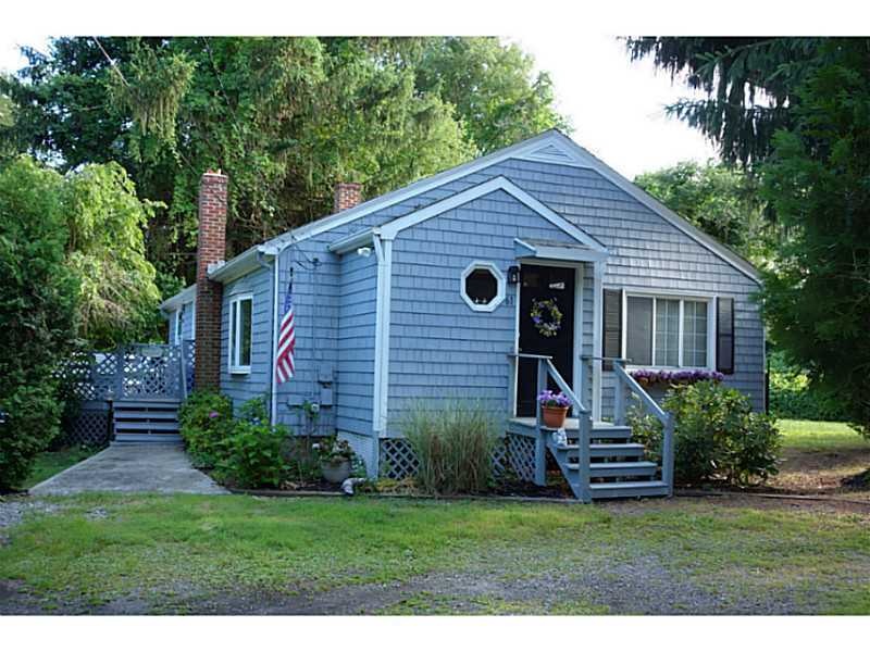 61 S Ferry Rd, Narragansett, RI 02882 - photo 1