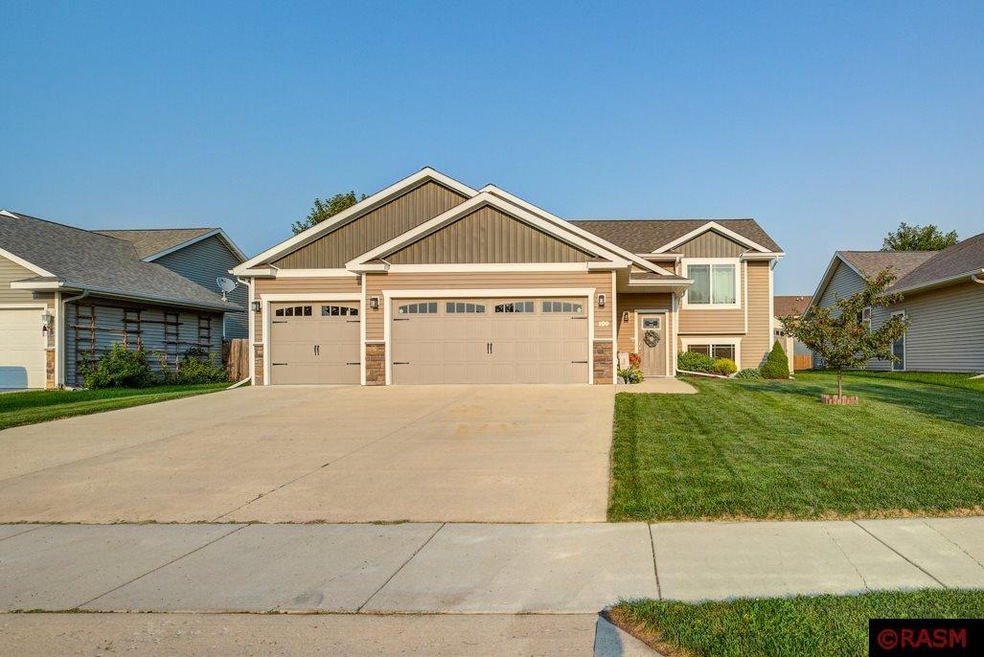 109 Timberwolf Ct, Mankato, MN 56001 - photo 1