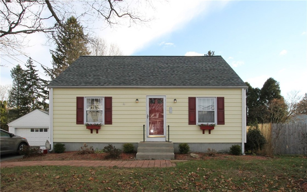 64 Anoka Ave, Barrington, RI 02806 - photo 1