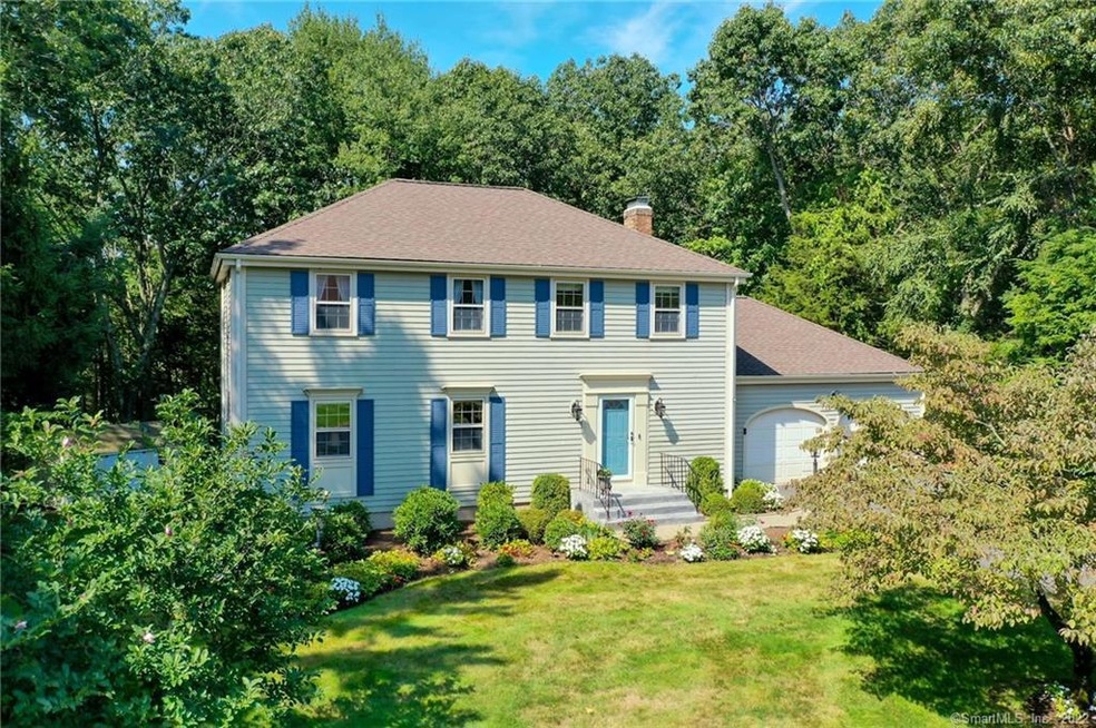 101 Belle Woods Dr, Glastonbury, CT 06033 - photo 1