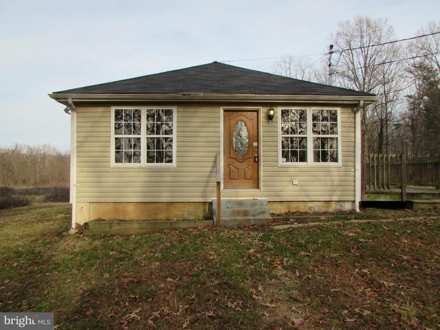 905 Hill Rd, Hyattsville, MD 20785 - photo 1