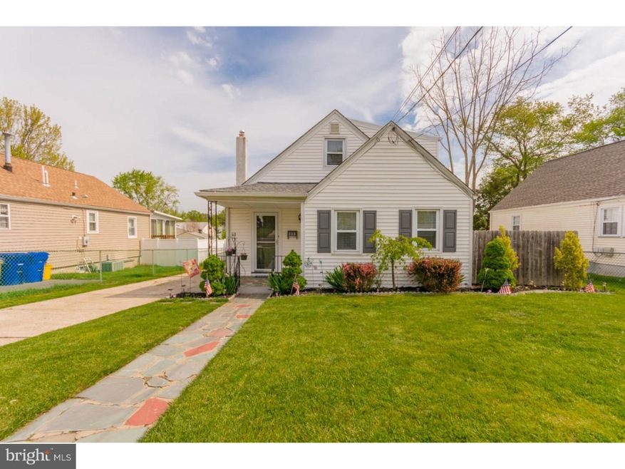 223 S Pine Ave, Maple Shade, NJ 08052 - photo 1