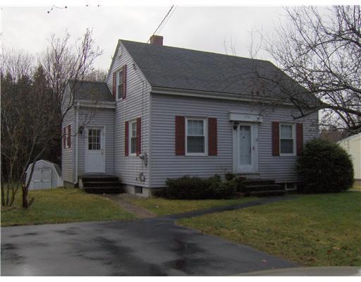 352 W Elm St, Yarmouth, ME 04096 - photo 1
