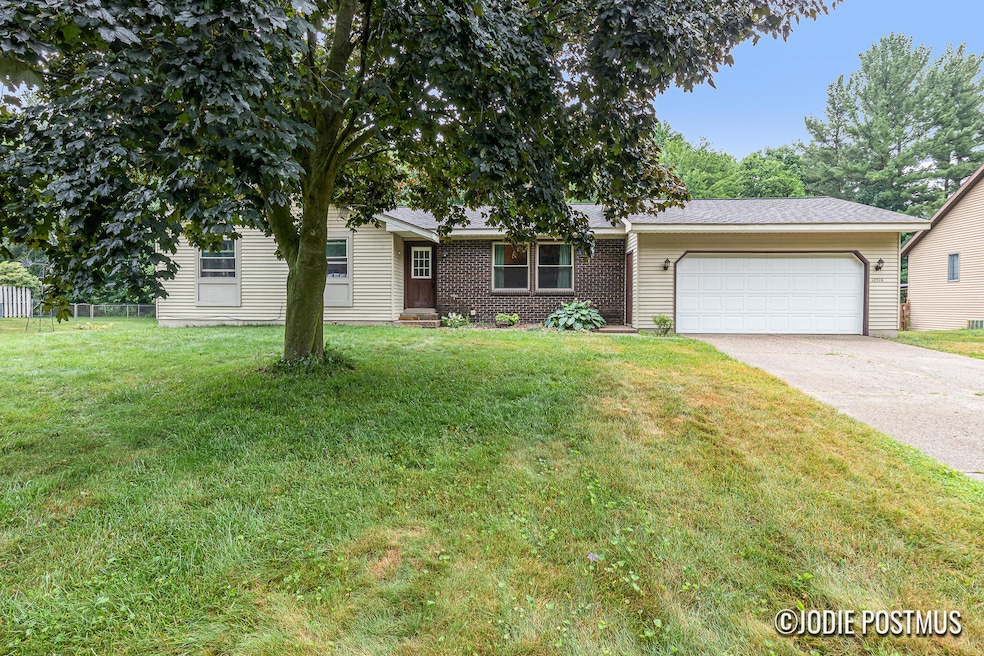 10526 Maple View Ave_1
