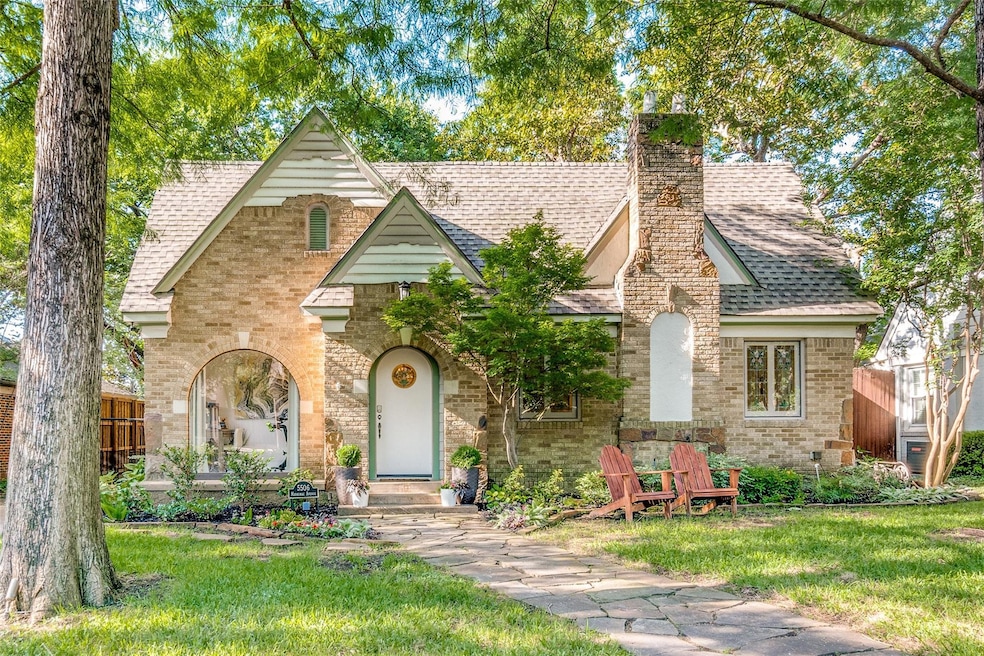 5506 Merrimac Ave, Dallas, TX 75206 - photo 1